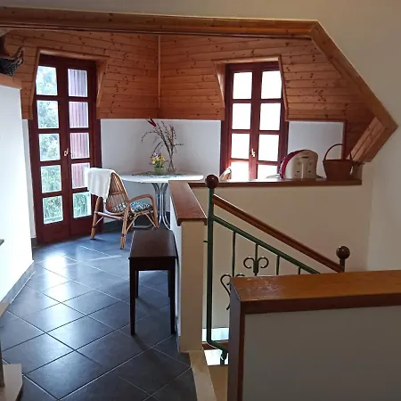 Borostyan Vendeghaz Appartement *