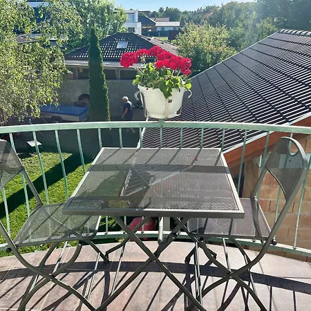 Borostyan Vendeghaz Balatonkeresztúr