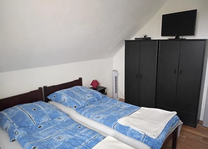 Borostyan Vendeghaz Balatonkeresztur