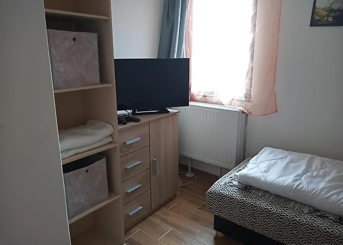 Borostyan Vendeghaz * Balatonkeresztur