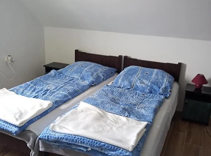 Borostyan Vendeghaz * Balatonkeresztúr