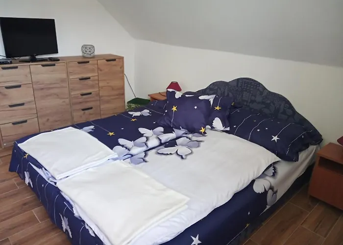 Borostyan Vendeghaz Балатонкерестур