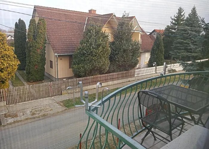 Apartment Borostyan Vendeghaz *